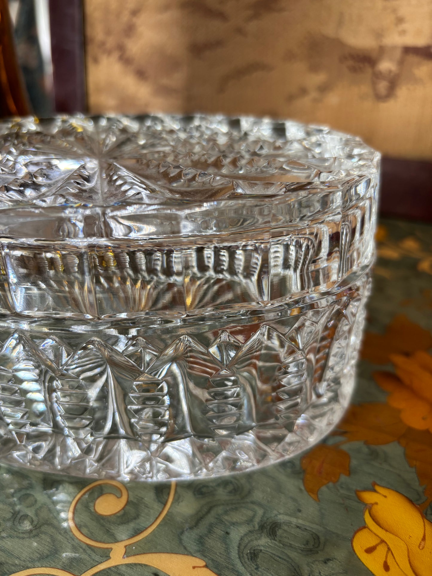 Large Stunning Crystal Lidded Dresser Jar