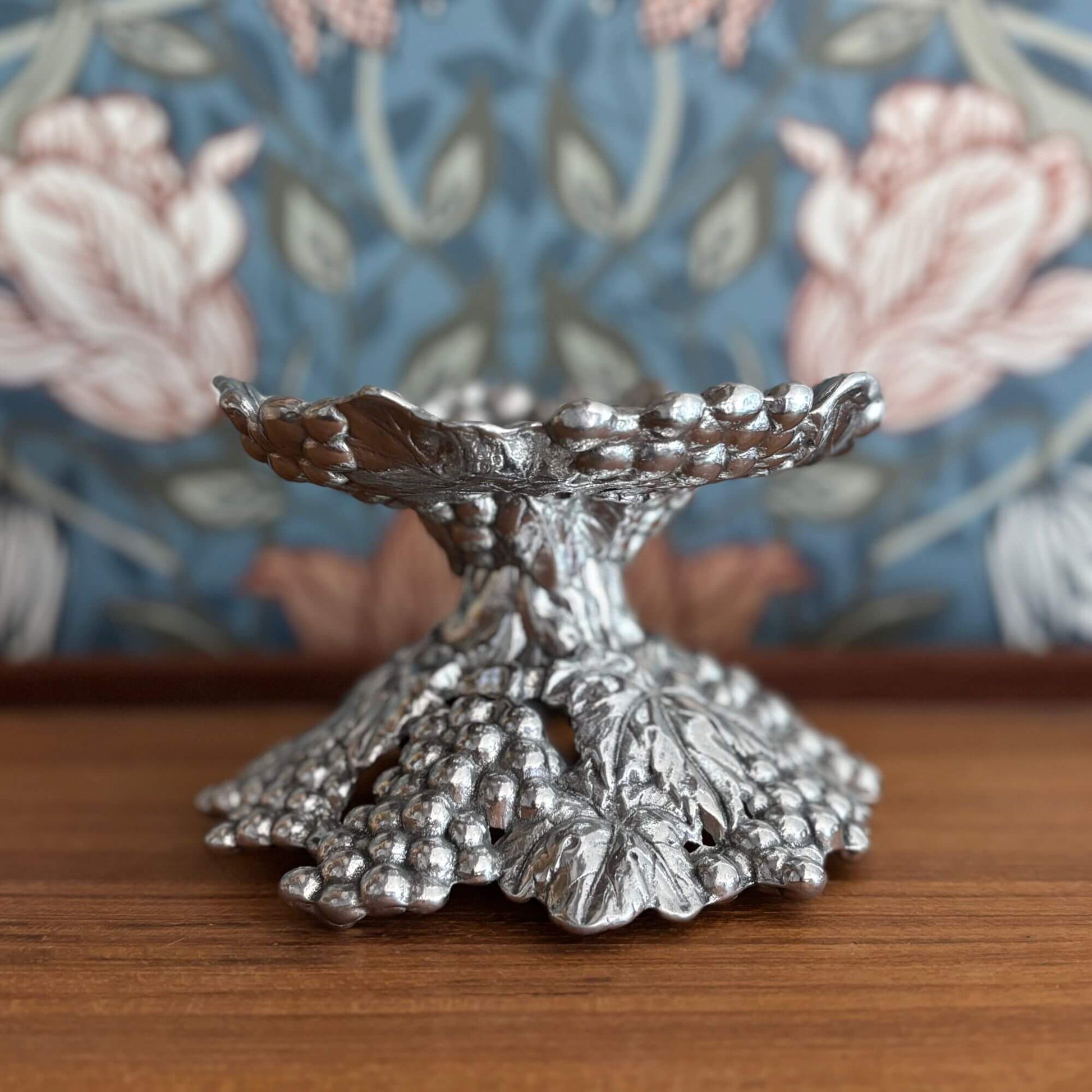 Beautiful Vintage Arthur Court Grapevine Pedestal Compote image 0