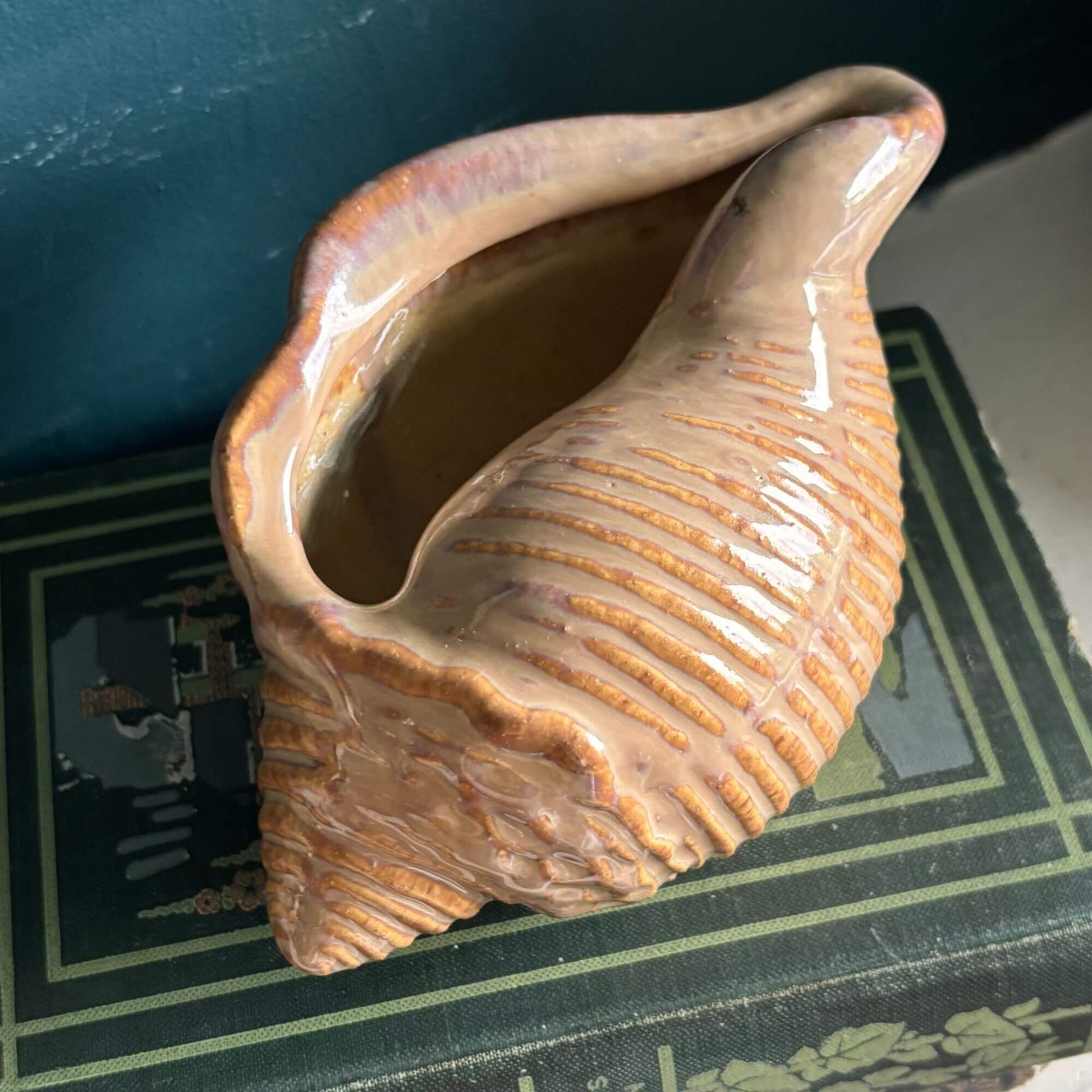 Vintage Pottery Shell Planter Coastal Vibes image 0