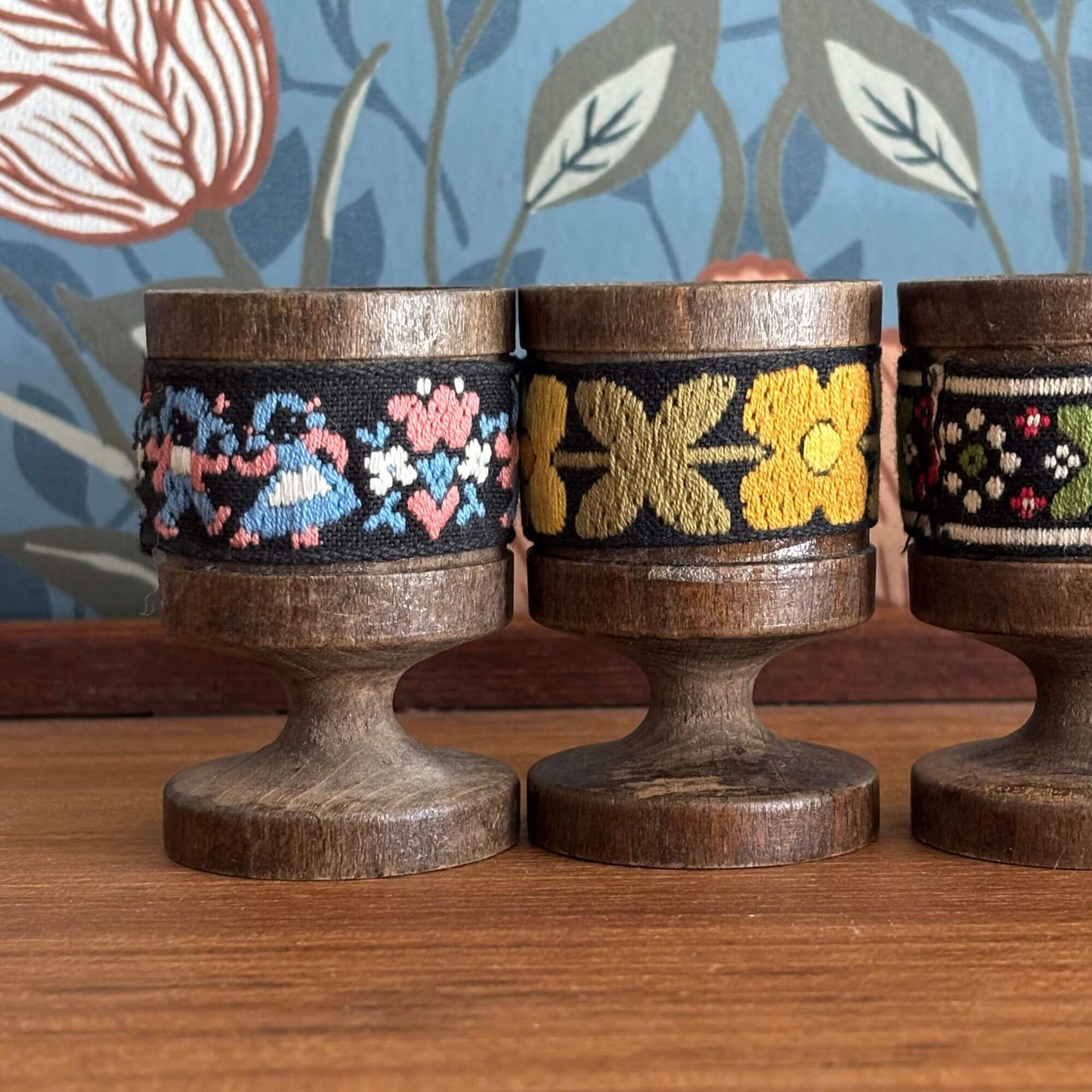 Vintage Tiroler Webkunst Austrian Wooden Egg Cup Holders Set of 4 image 0