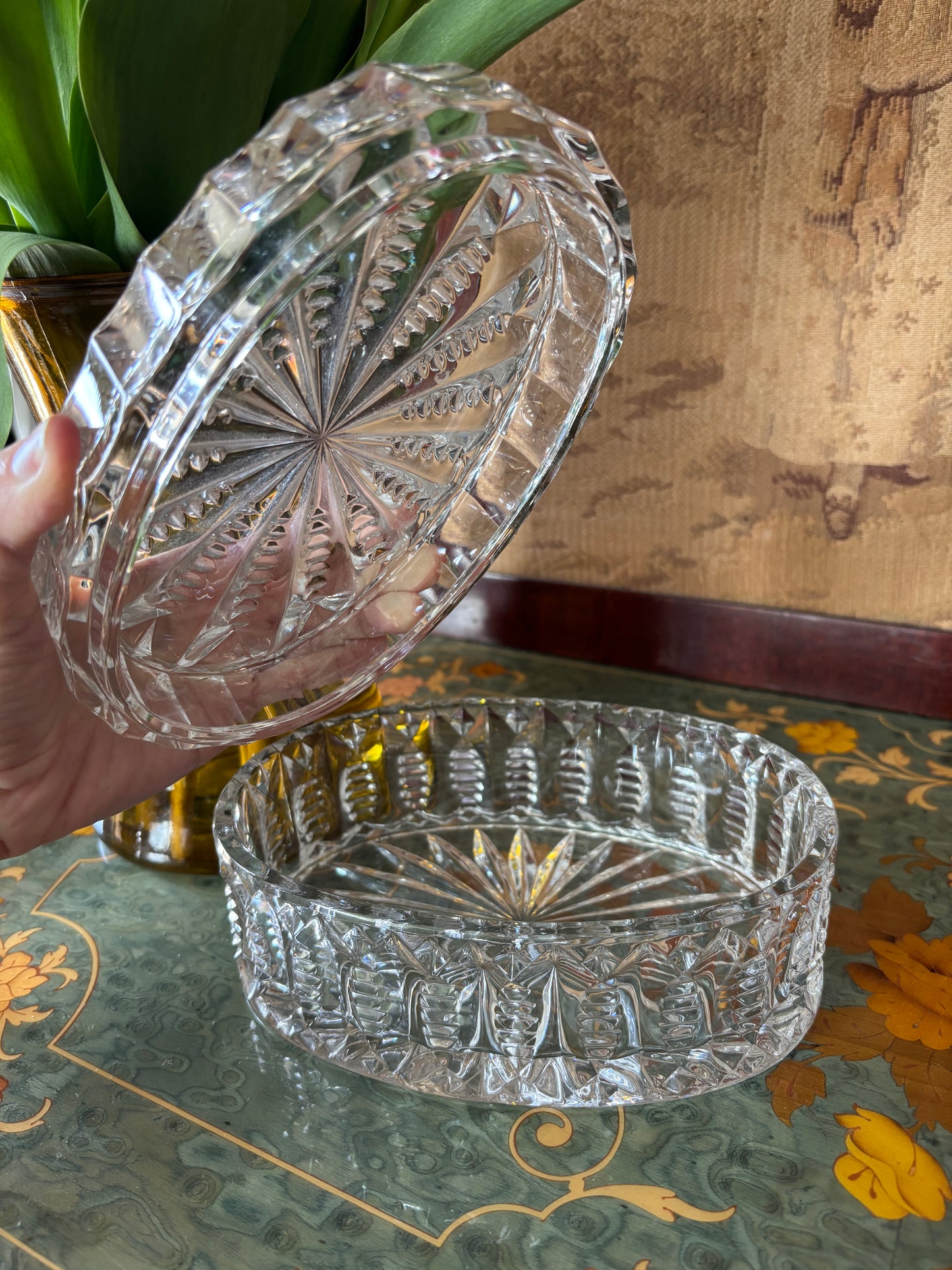 Large Stunning Crystal Lidded Dresser Jar