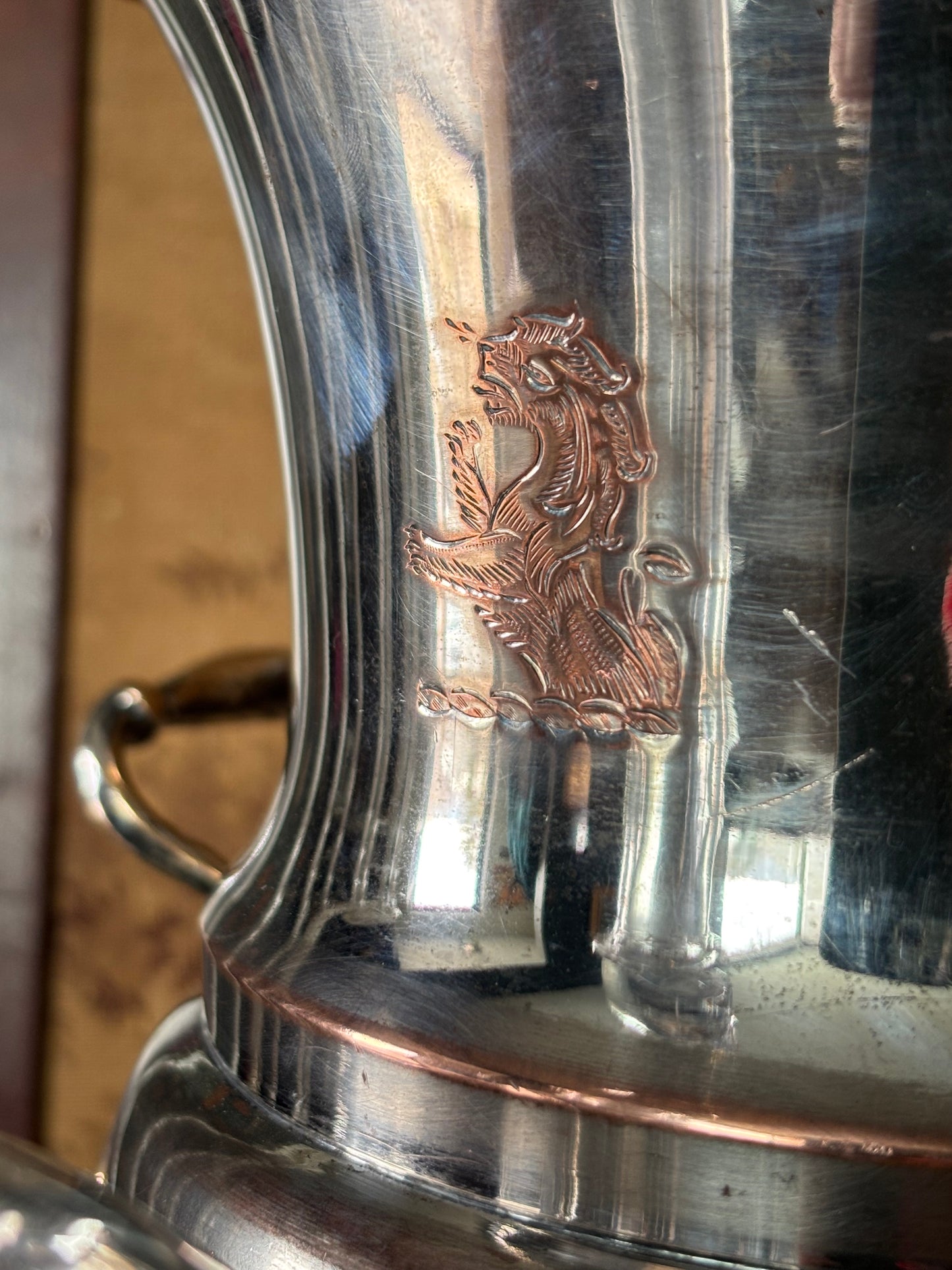 Vintage Sheffield Lion Crest Silver Plate Champagne Bucket