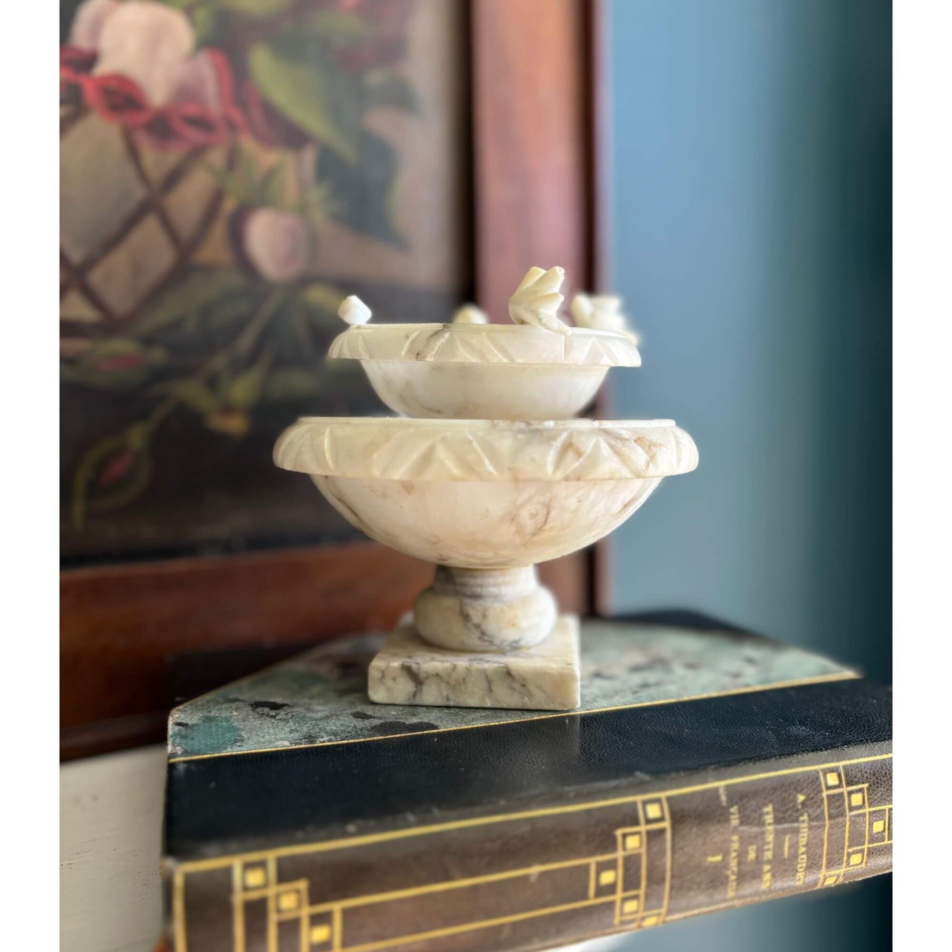 Vintage Alabaster Bird Bath w/ Doves Italian image 6