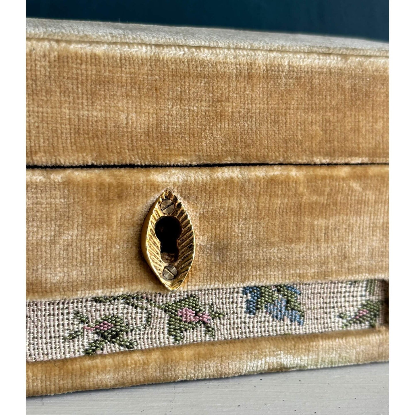 Vintage Italian Tapestry & Champagne Velvet Keepsake Box image 5