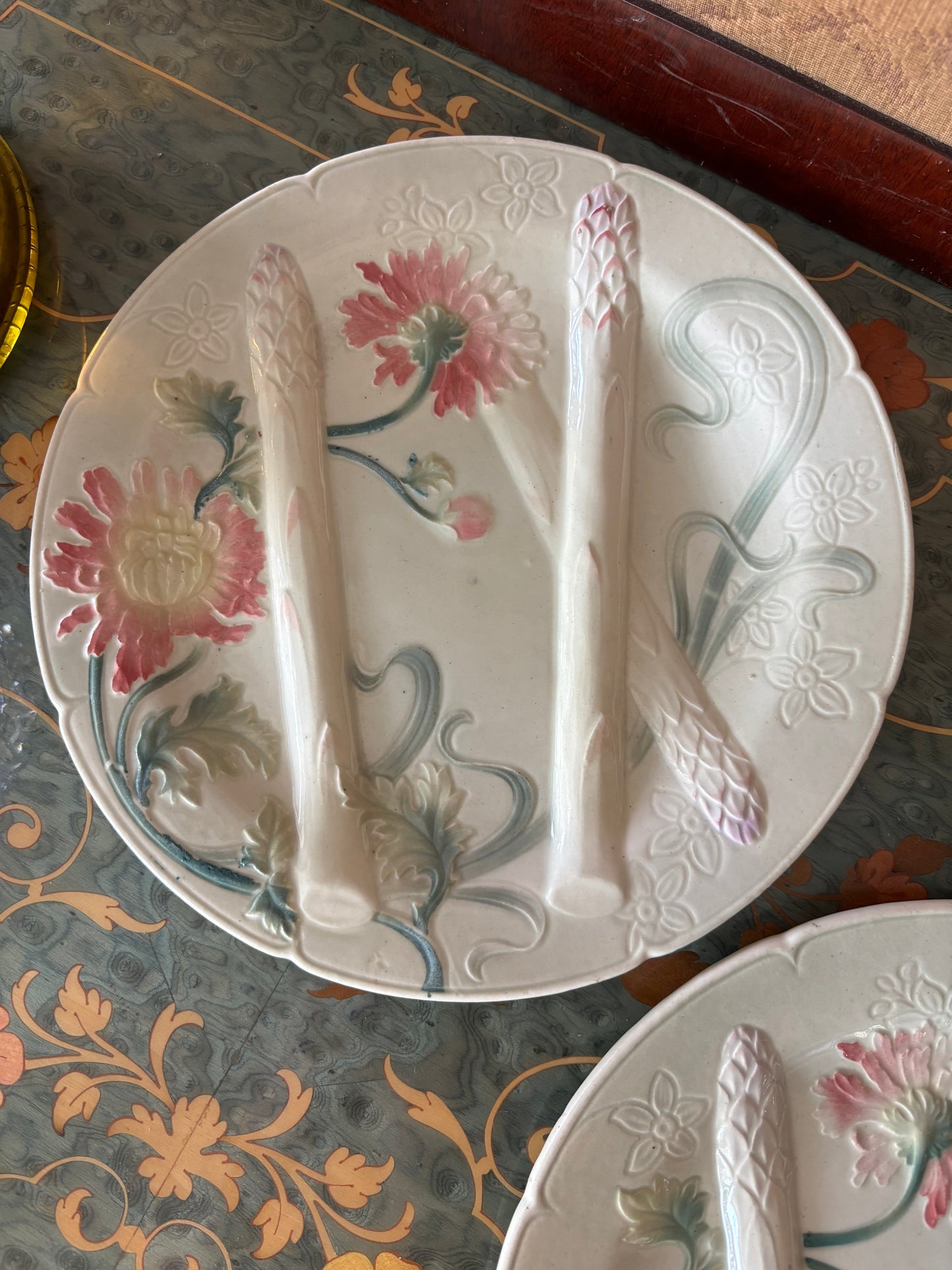Antique French St Clement Majolica Asparagus Plate