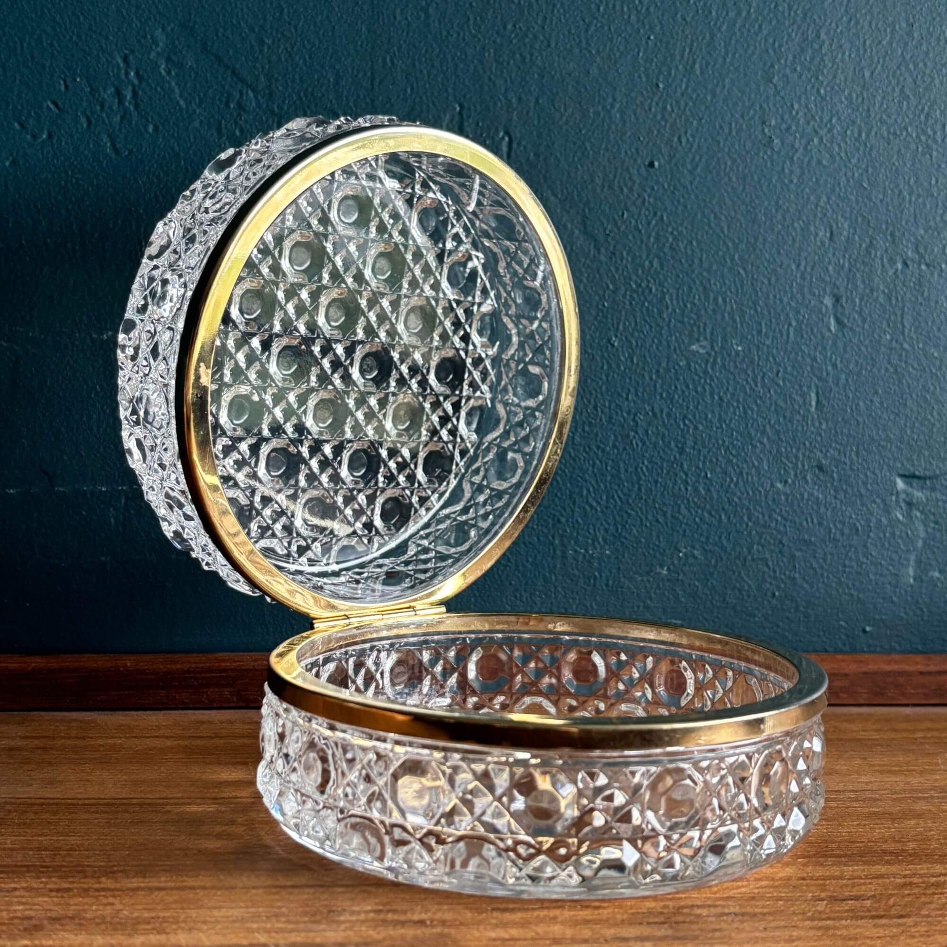 Vintage Jewelry Casket Button & Pinwheel Cut Glass w/ brass image 2