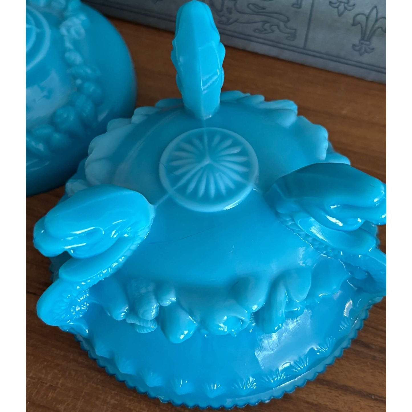 French Portieux Vallerysthal Opaline Glass Shell & Dragons Lidded Dish image 2