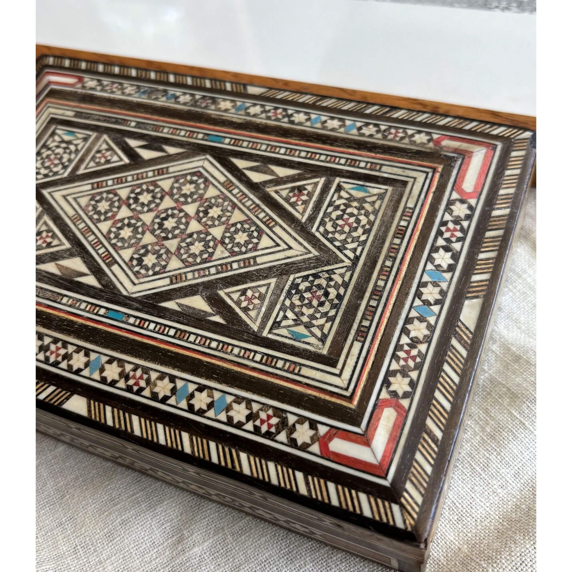Vintage Inlaid Marquetry Wooden Trinket Box image 0