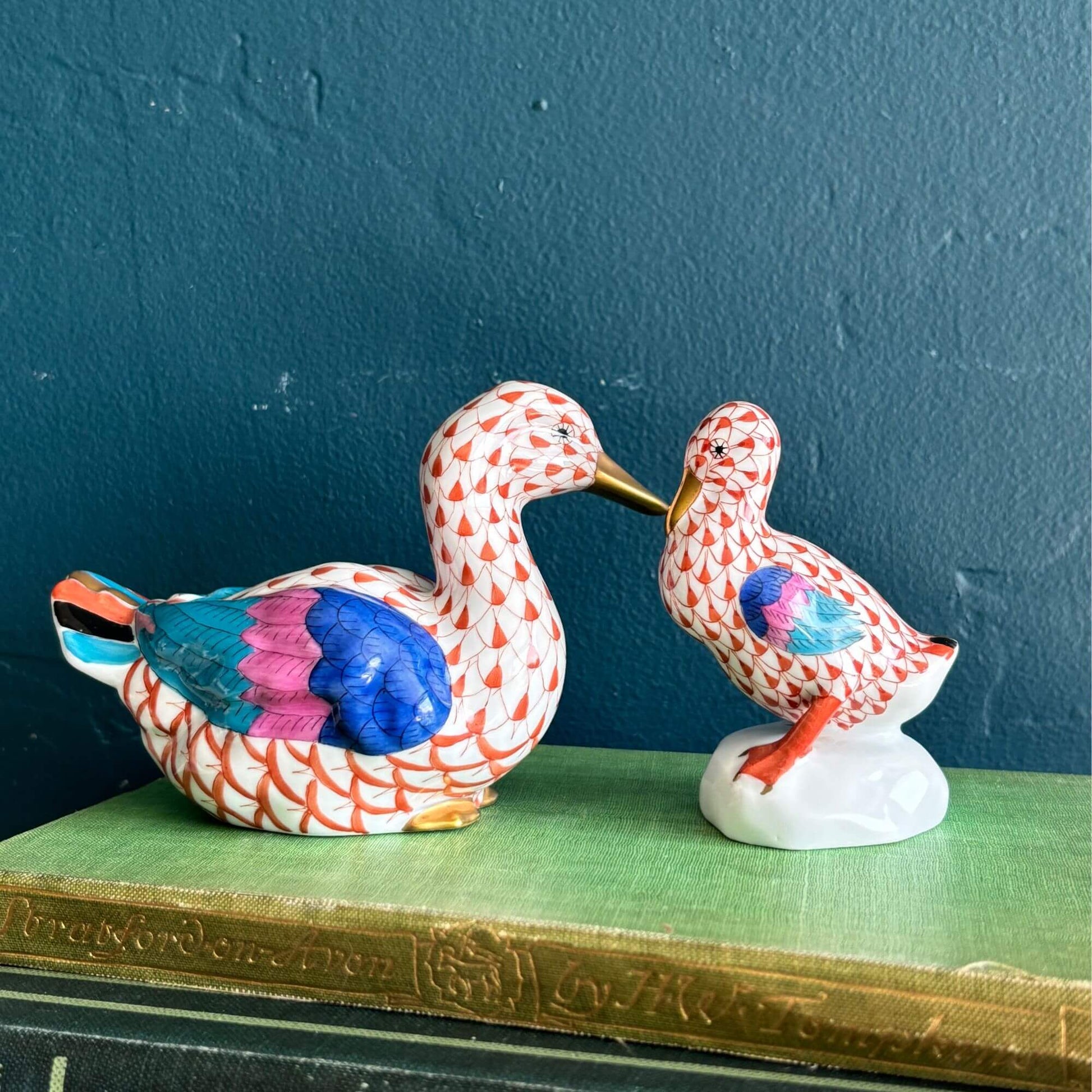 Herend Rust Orange fishnet Baby & Mama Duck Figurine image 5
