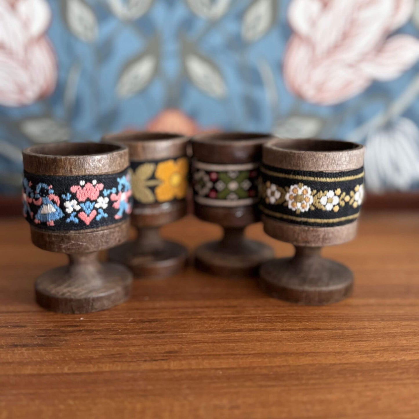 Vintage Tiroler Webkunst Austrian Wooden Egg Cup Holders Set of 4 image 2