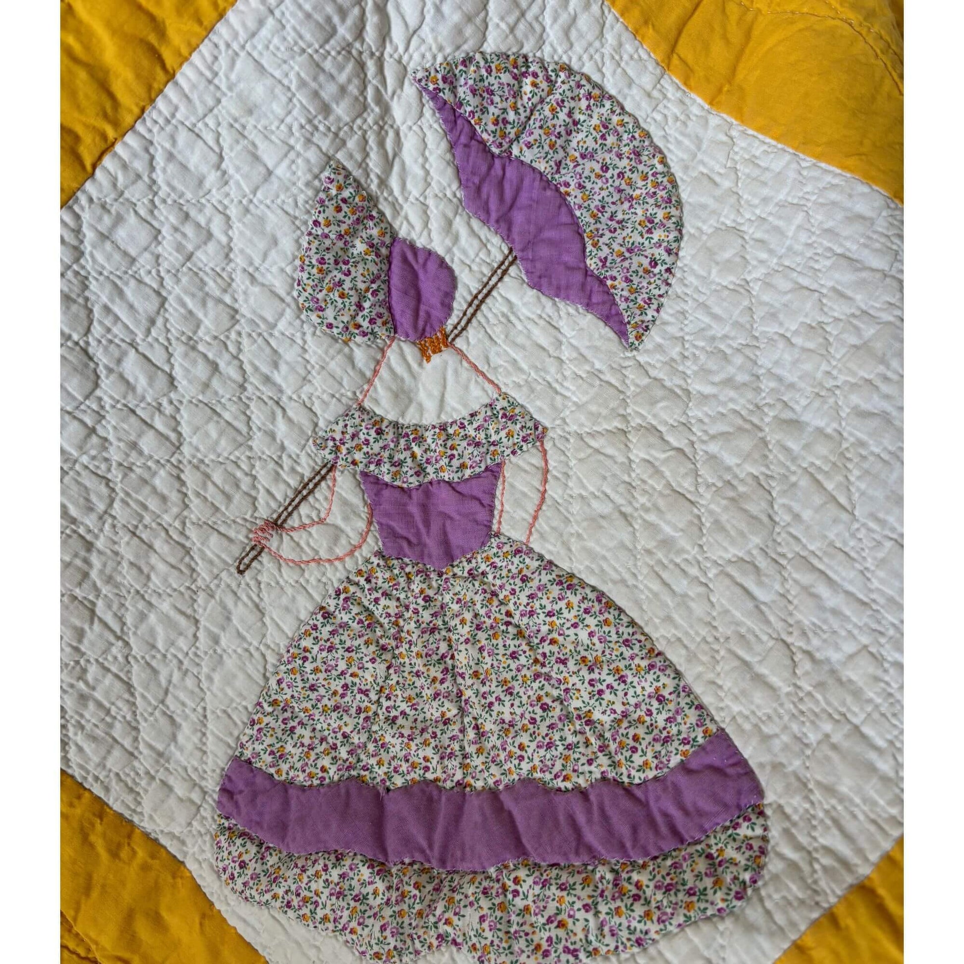 Vintage Colonial Ladies Handmade Quilt 1930's image 2