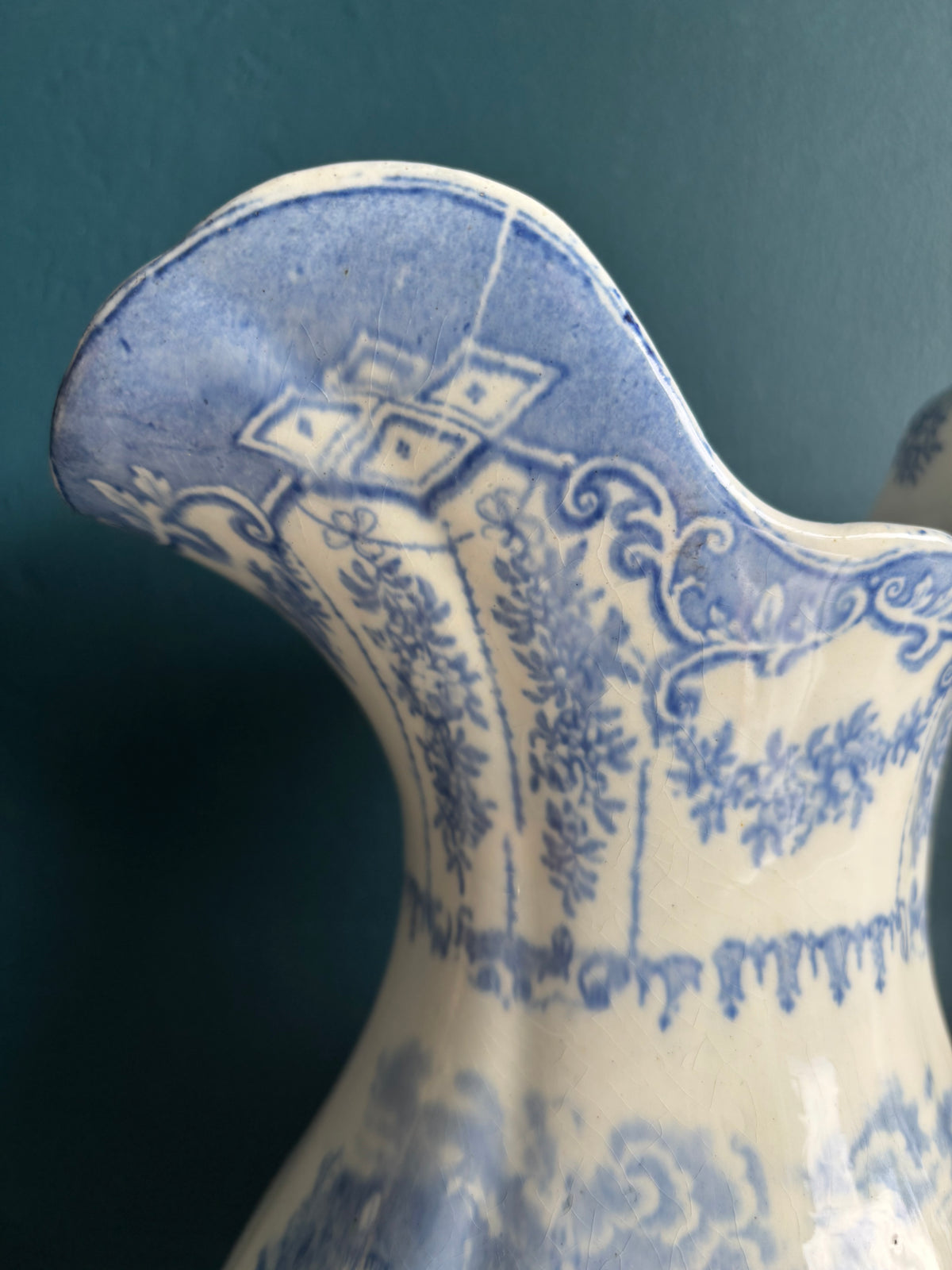 Large & Elegant Blue & White Transferware English Wash Pitcher