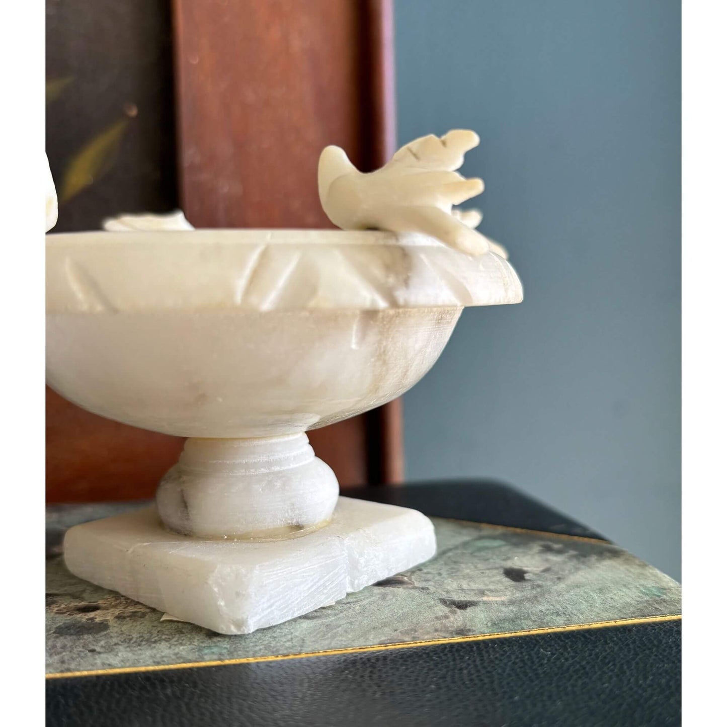Vintage Alabaster Bird Bath w/ Doves Italian image 1