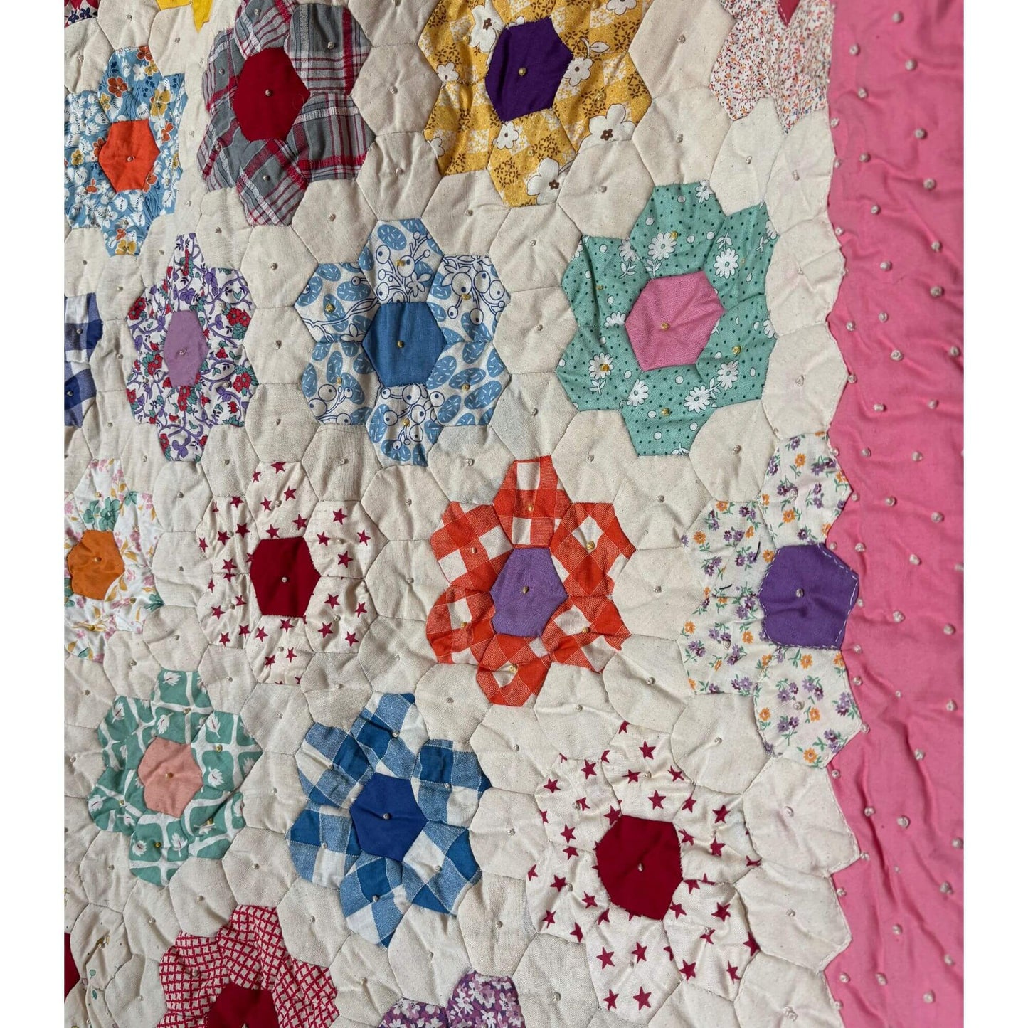 Vintage Grandmothers Flower Garden Comfort Quilt 1940 image 1