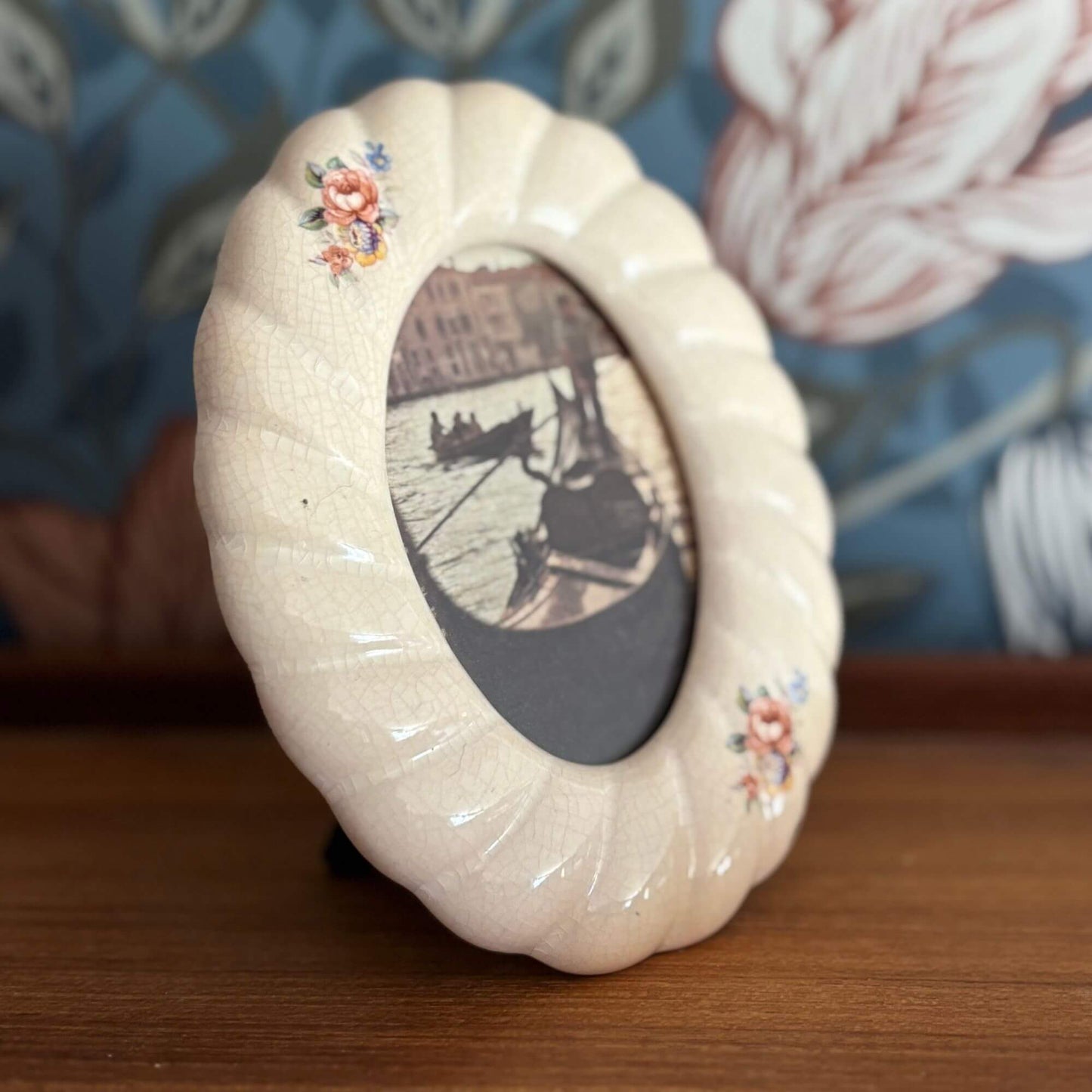 Vintage Scalloped Ceramic Crazed Floral Frame image 3