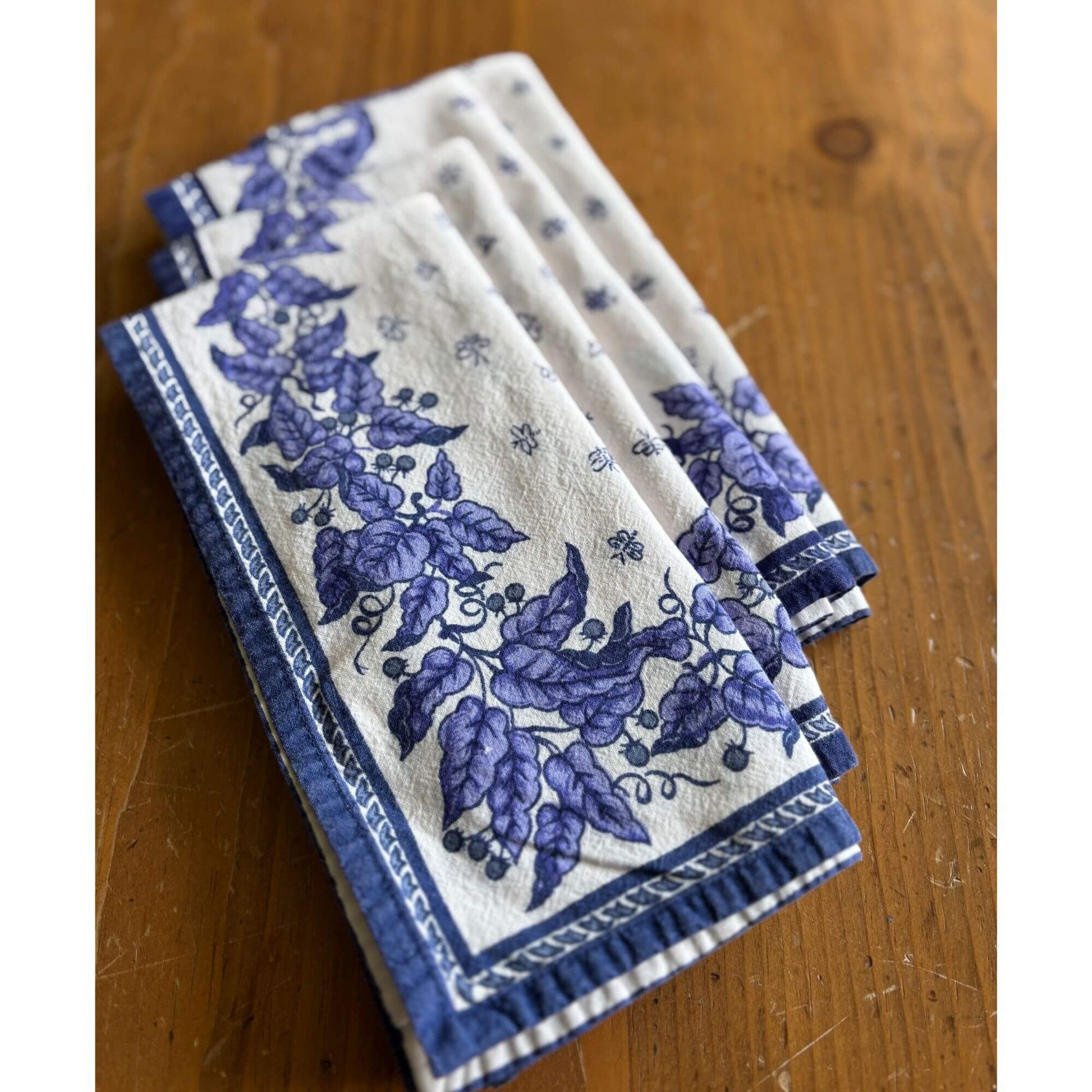 Garden Theme Blue & White Cotton Napkins Set of 4 image 0