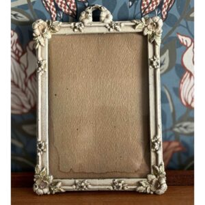 Antique Cast Iron Cream Floral Frame 4 x 6"