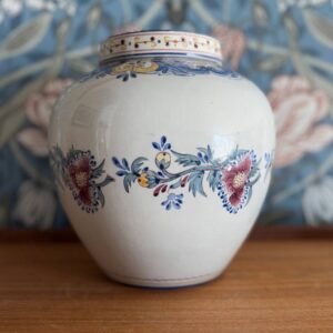 vintage porcelain ginger jar
