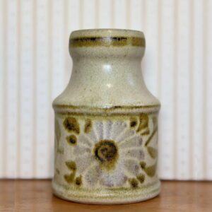 pottery vase