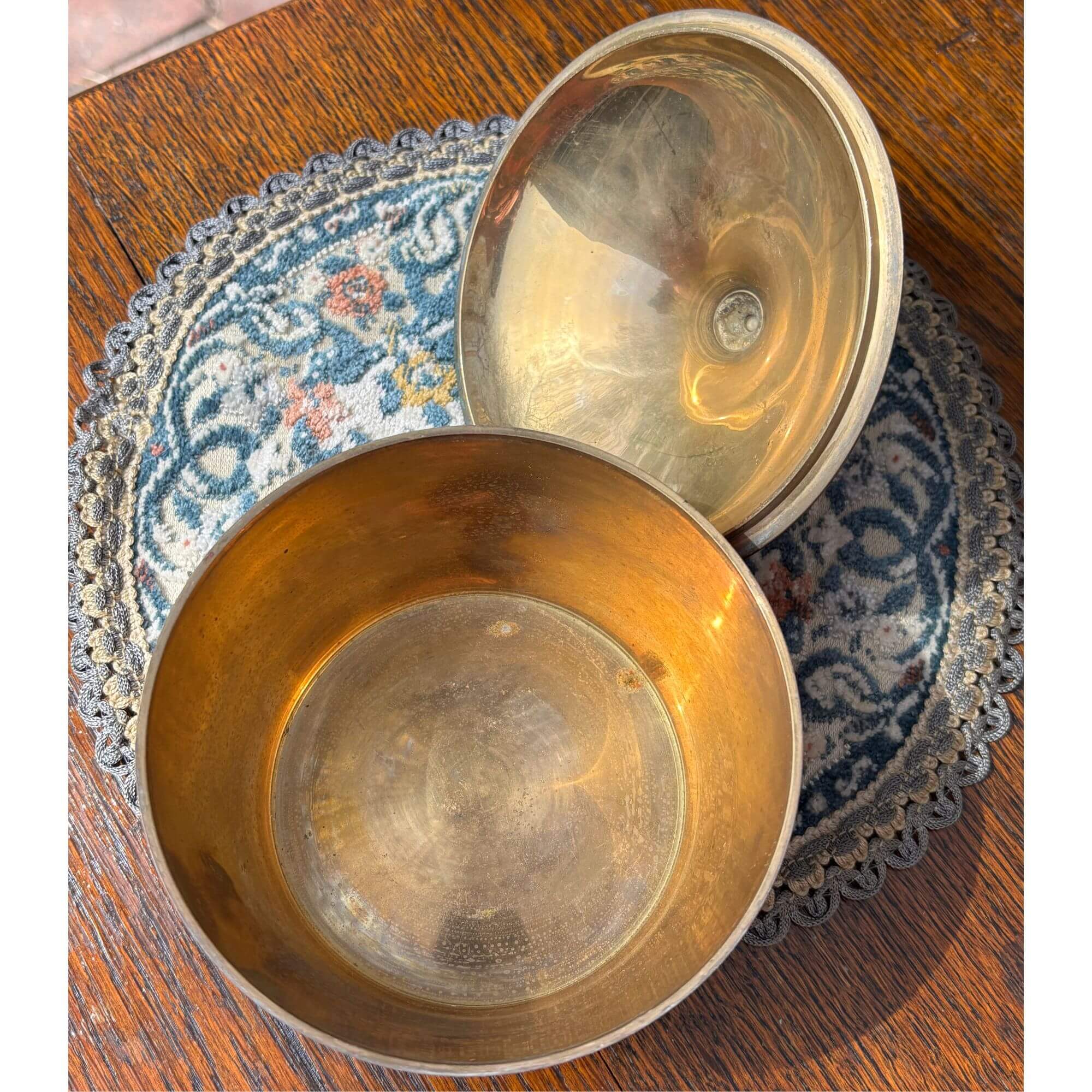 Vintage Enamel Brass Jar Pinks & Reds - Image 3