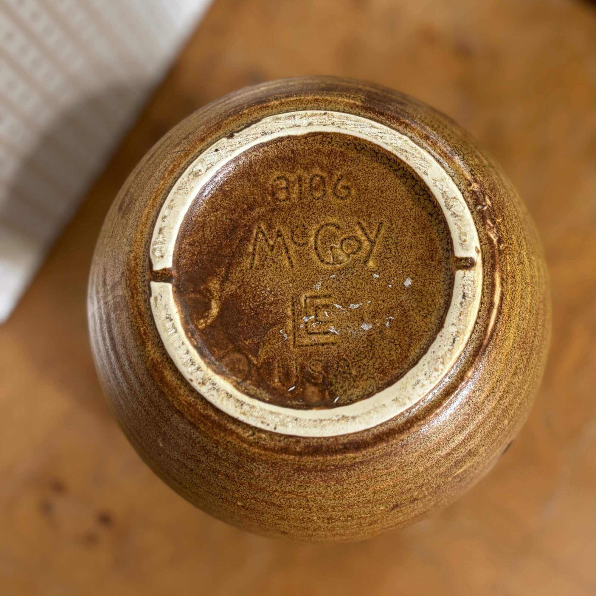 Vintage McCoy Pottery Vase Chocolate Browns - Image 5