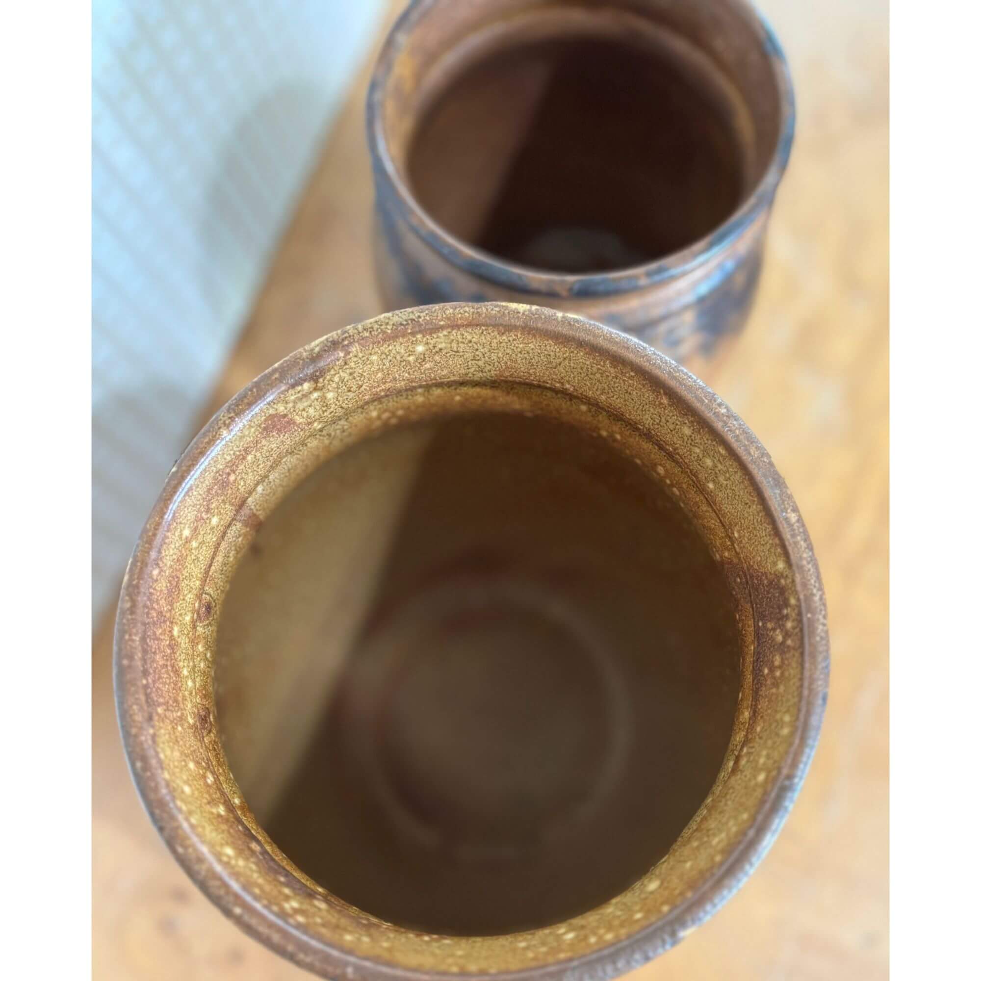 Vintage McCoy Pottery Vase Chocolate Browns - Image 4