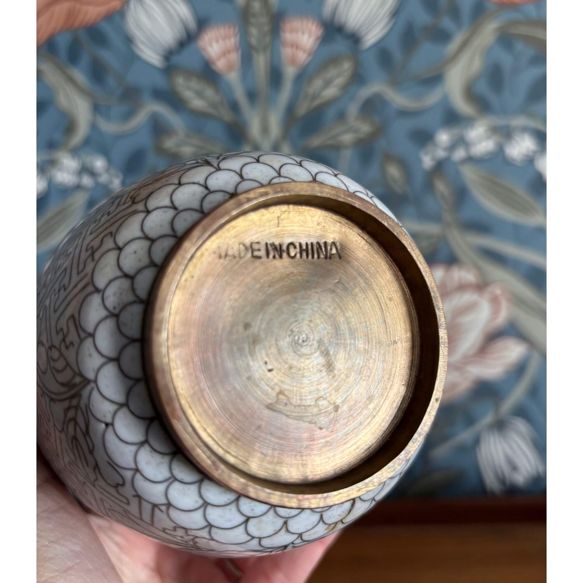 Stunning Vintage Cloissonné Brass Enamel Floral Vase - Image 4