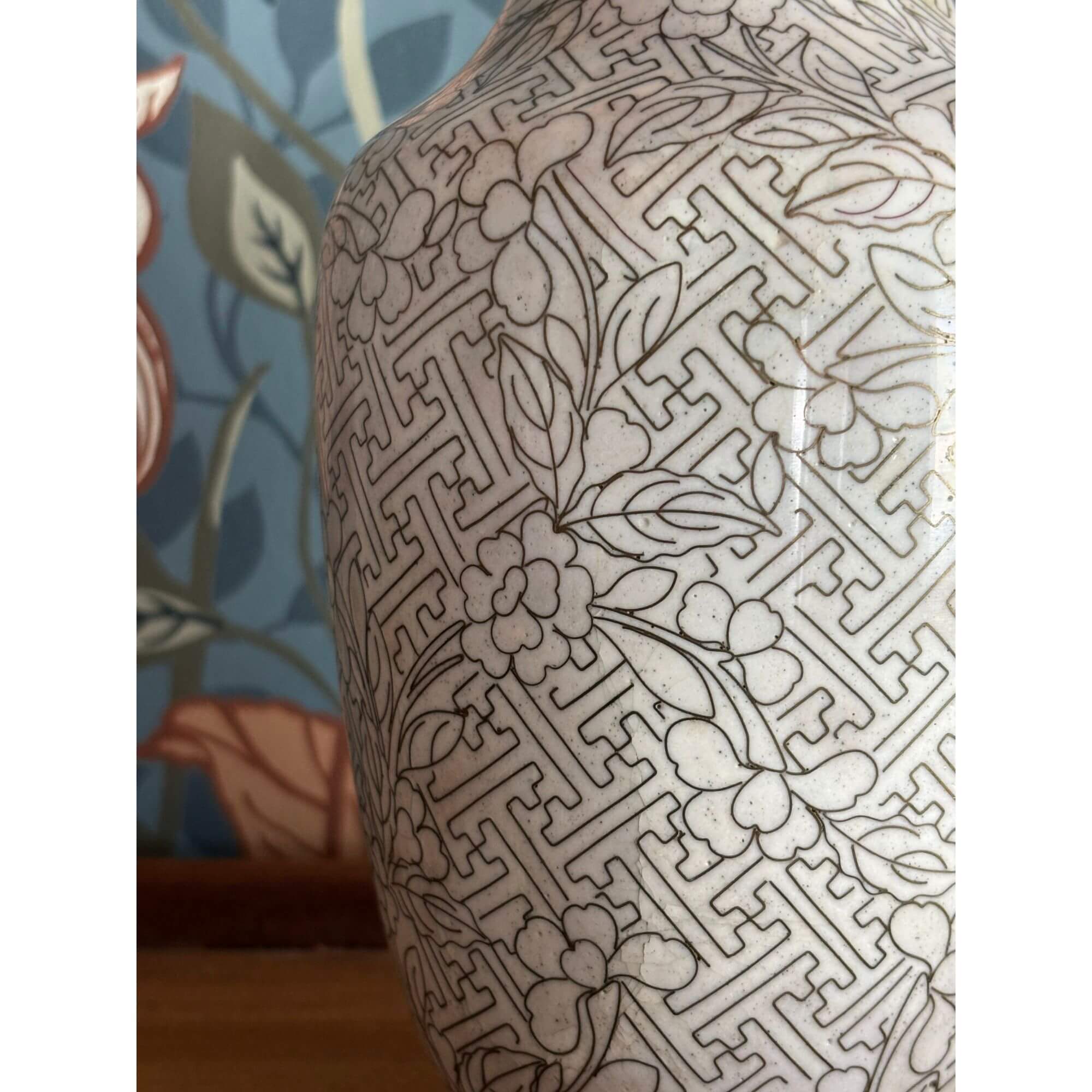 Stunning Vintage Cloissonné Brass Enamel Floral Vase - Image 3