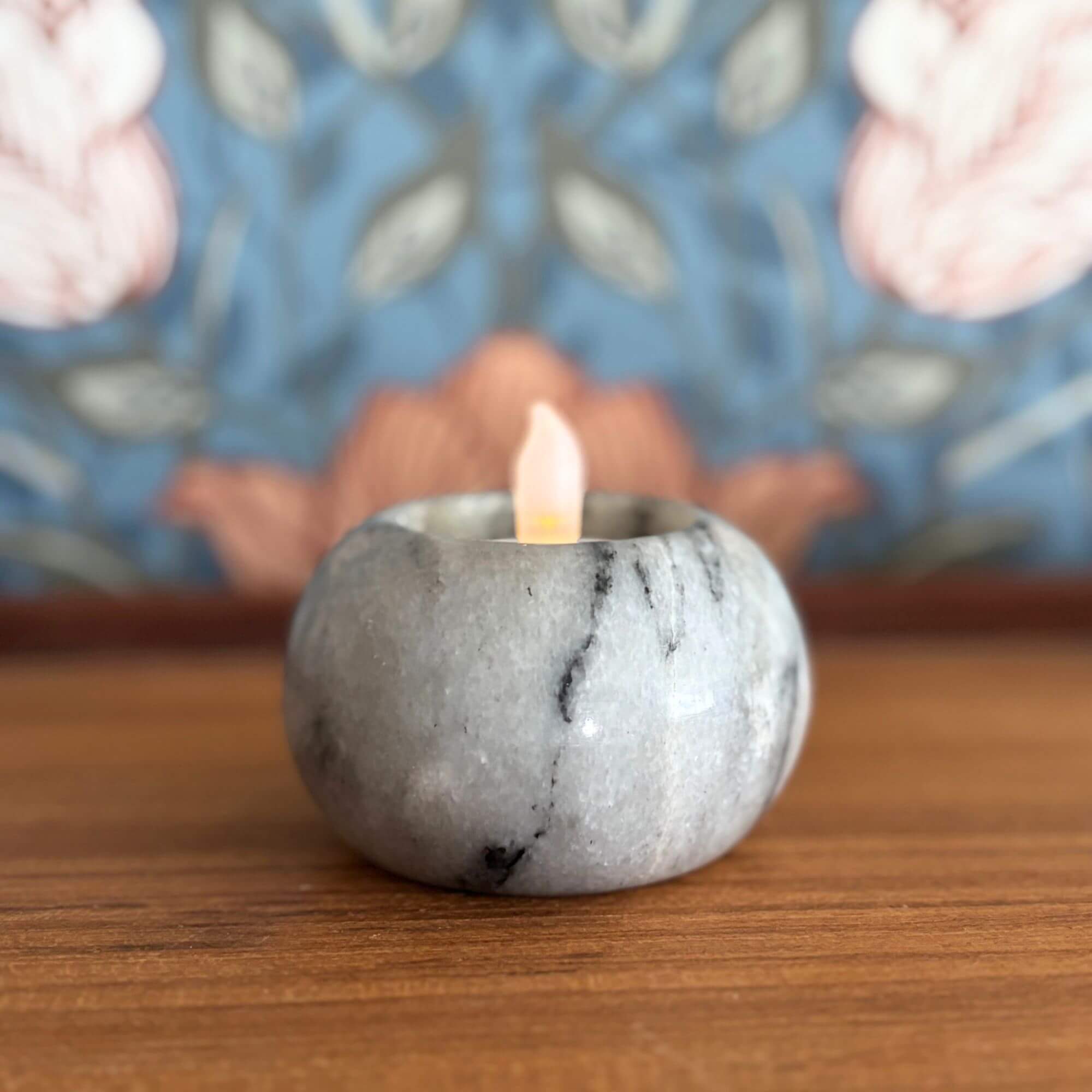 Classic Vintage Marble Tealight Candle Holder - Image 2