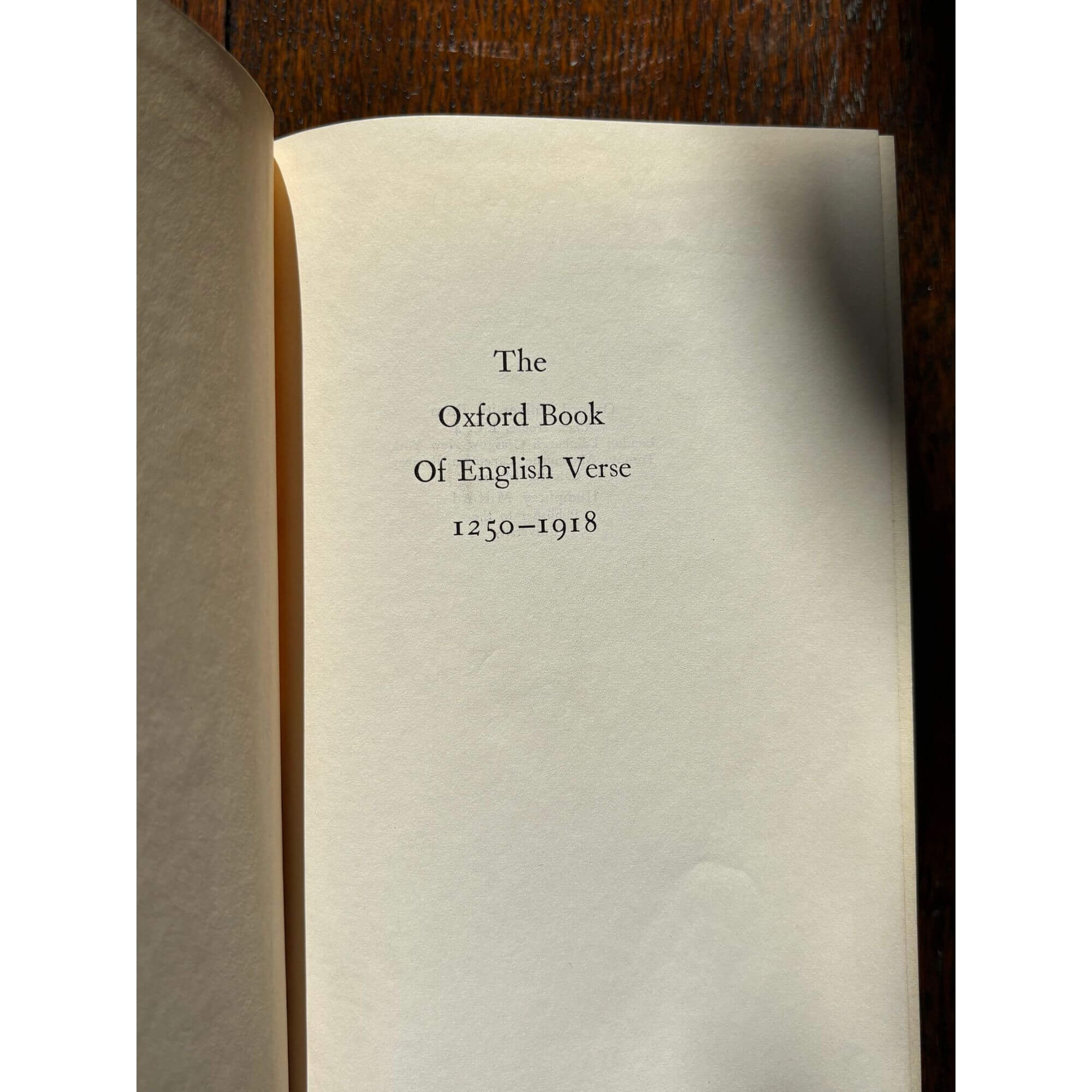 Vintage 85 year old book The Oxford Book of English Verse - Image 3