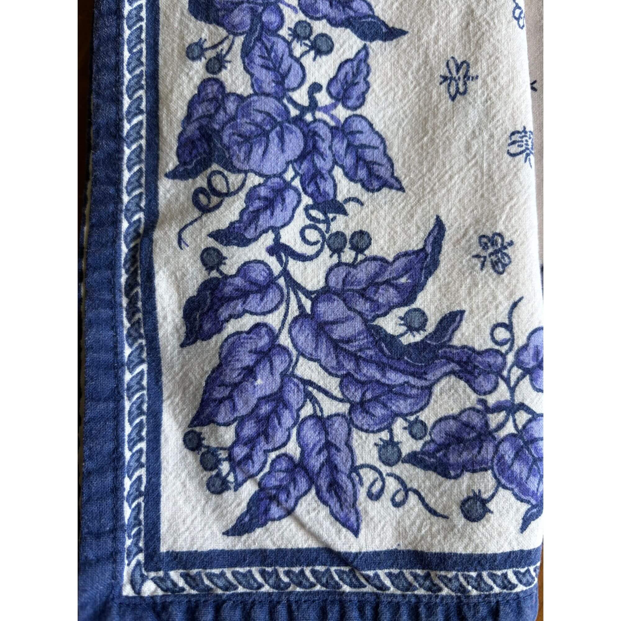 Garden Theme Blue & White Cotton Napkins Set of 4 - Image 2