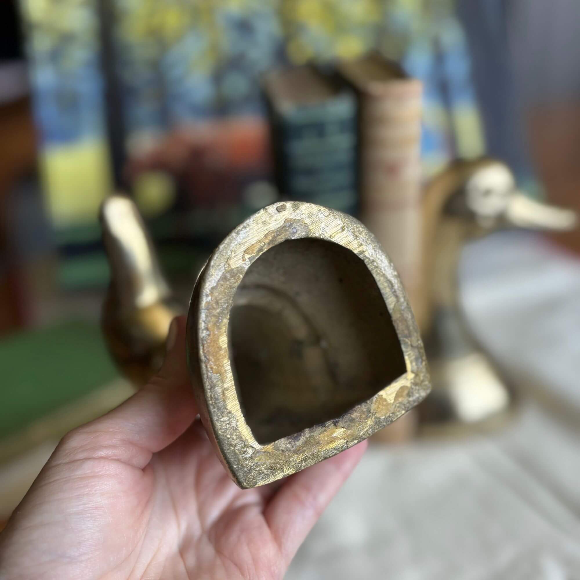 Lovely Pair of Vintage Brass Duck Head Bookends - Image 3