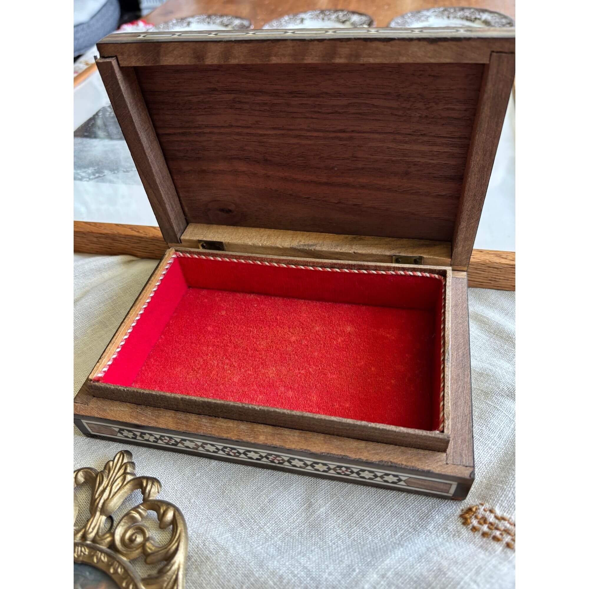 Vintage Inlaid Marquetry Wooden Trinket Box - Image 4
