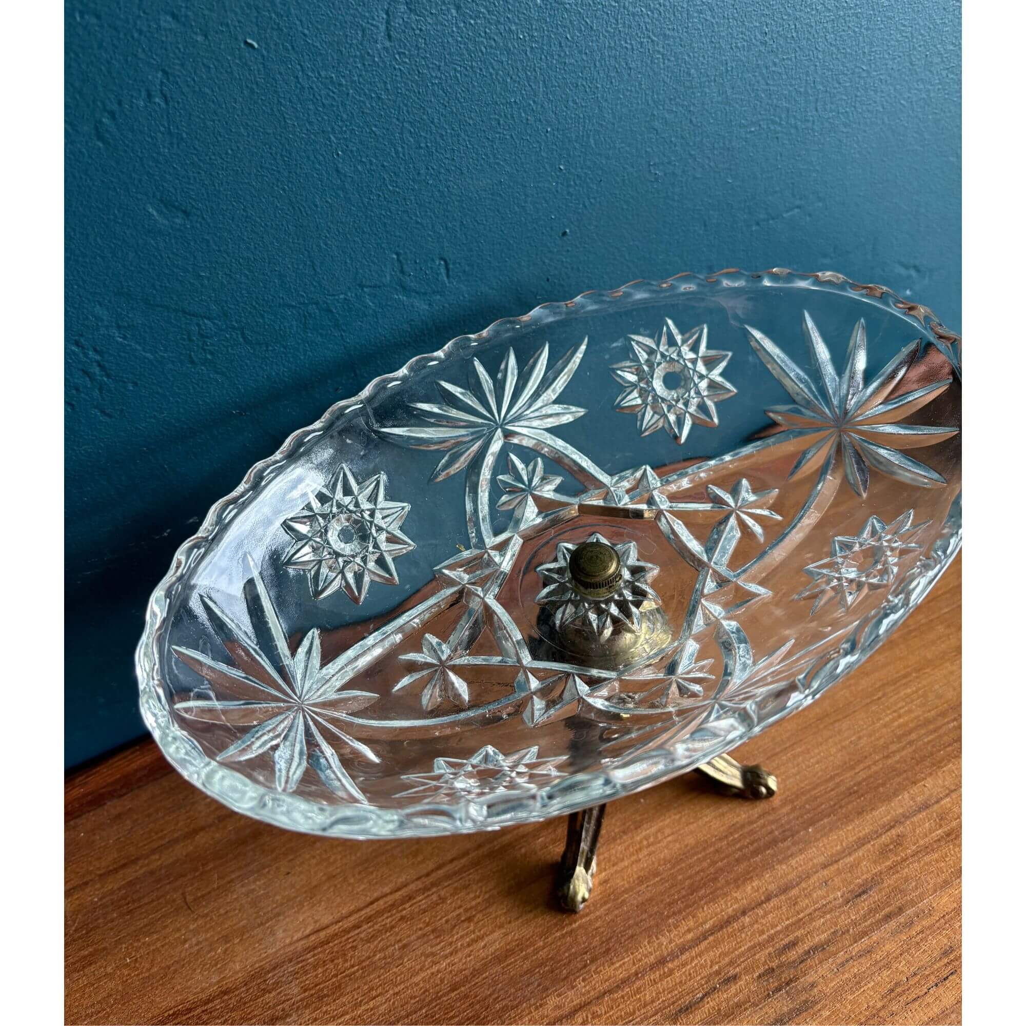 vintage crystal pedestal dish